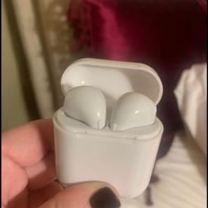 Wireless headphones